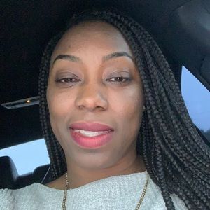 Meet your Posher, Arielle